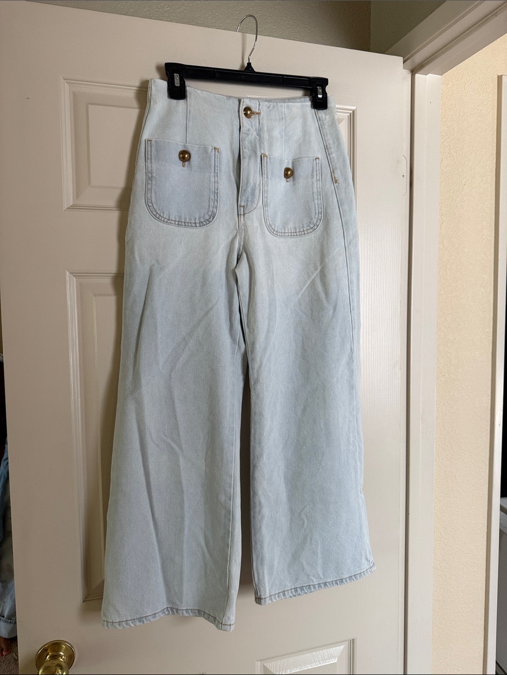 Zara Light Blue Wide Leg Jeans with Front Patch Pockets